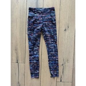 Lululemon Multicolor Pattern Crop Leggings Pockets Running reflective dots 4/23"